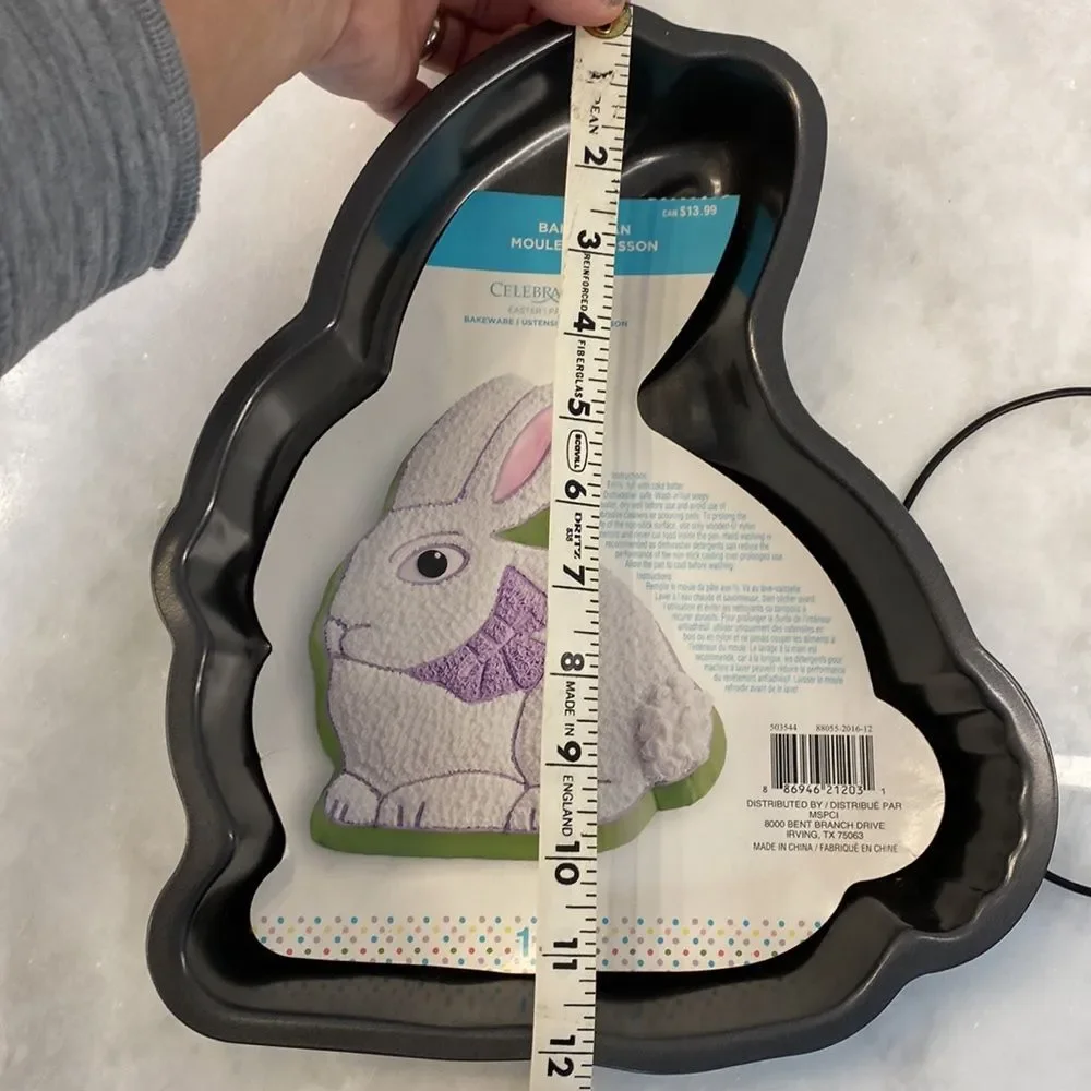 Wilton Bunny Rabbit Cake Pan baking New
